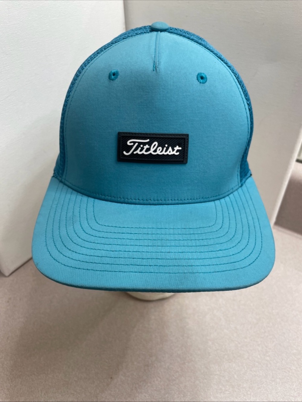 Titleist Golf Men’s Teal Stretch Fit Mesh Back Hat Cap MD LG Rubber 3D Logo